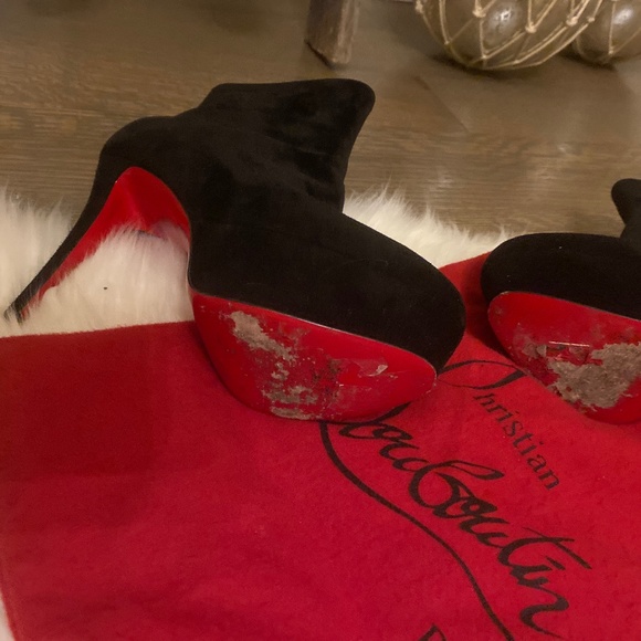 CHRISTIAN LOUBOUTIN So Kate croc-effect patent-leather boots  Christian louboutin booties